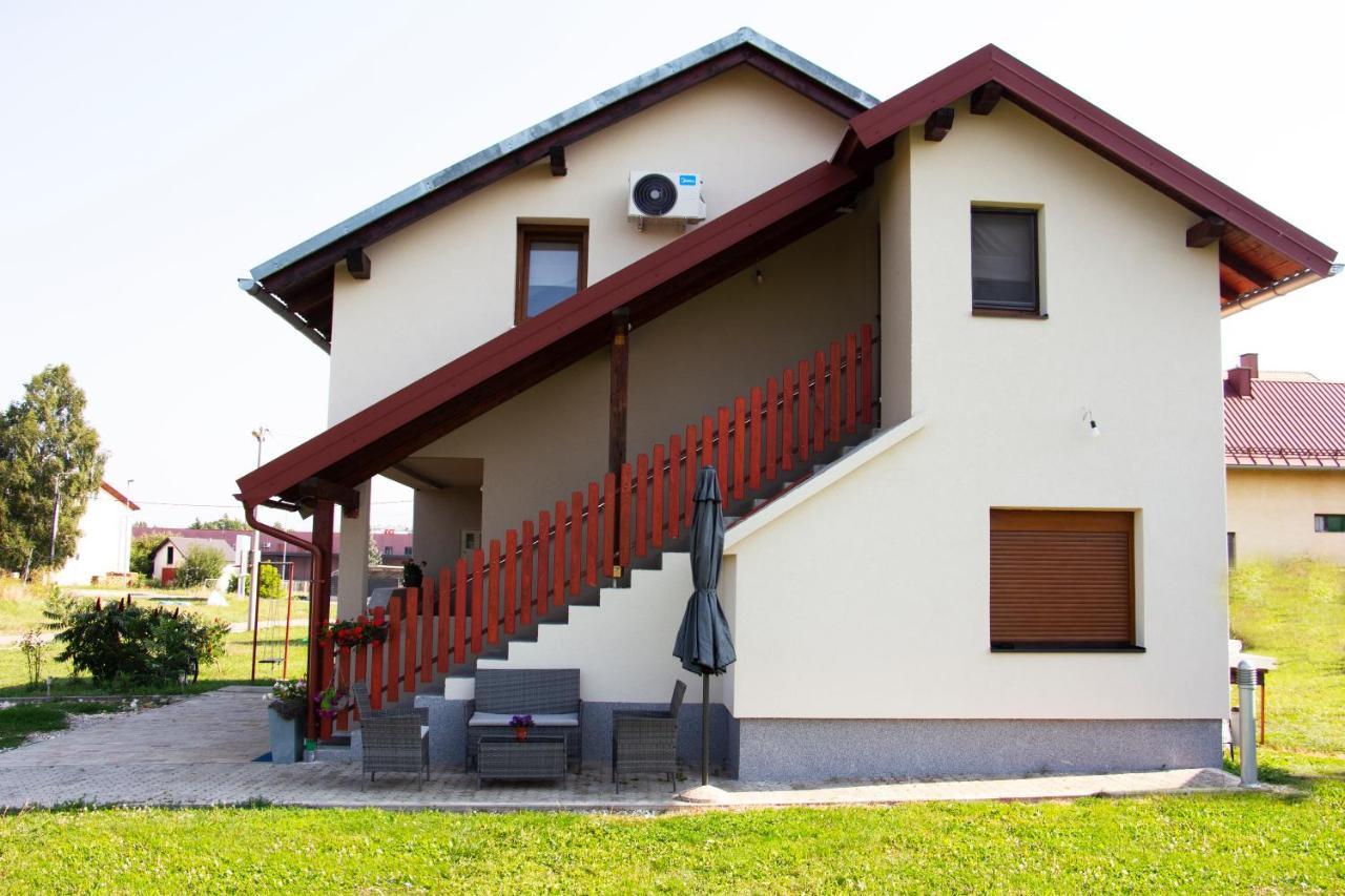 Timeless Apartment Gospic Exterior photo